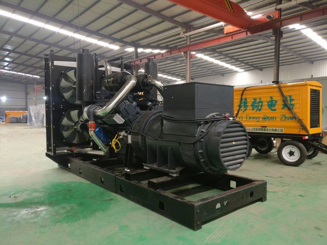 小区里有一台柴油发电机组，有备无患