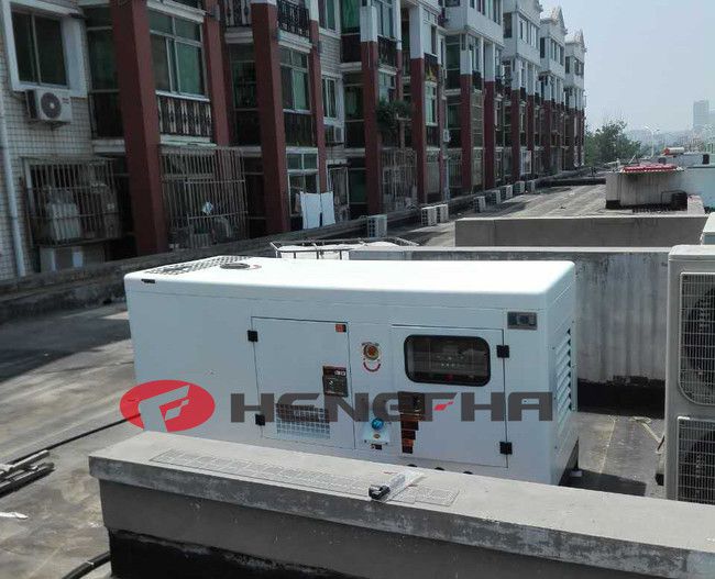 200kw静音全自动柴油发电机组成功就位安装